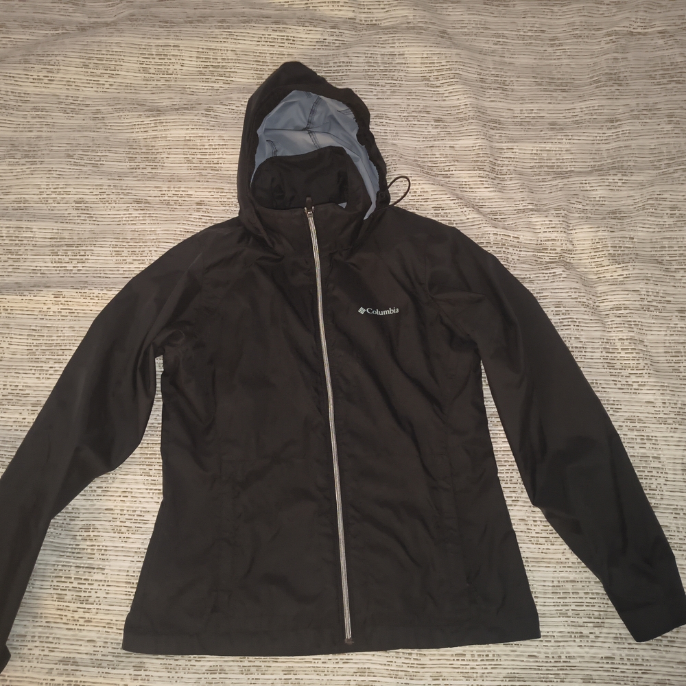 Columbia Women's Black Hooded Windbreaker Jacket